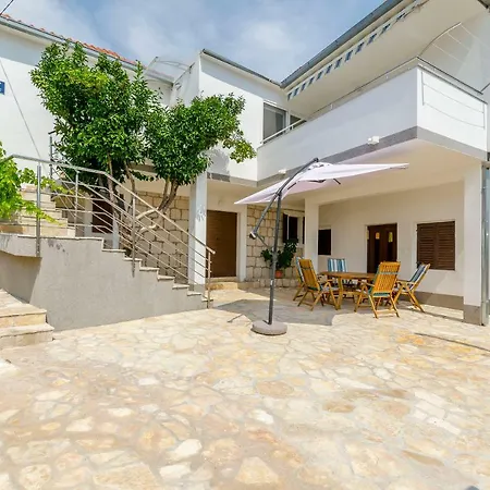 House Ivana * Vinišće